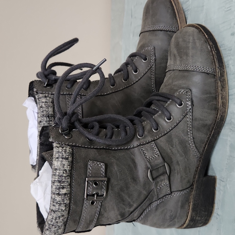 Rocket Dog Thunder Gray Leather Boots women's Size 11 - Picture 4 of 11